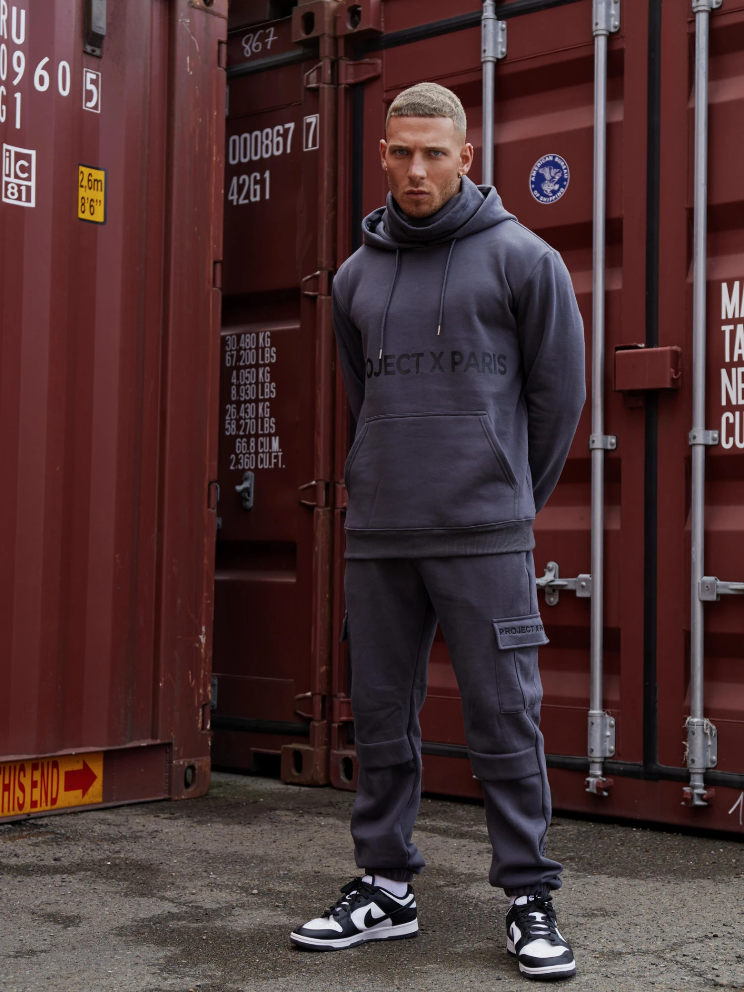 Sweat Col Roulé à Capuche – Image 8