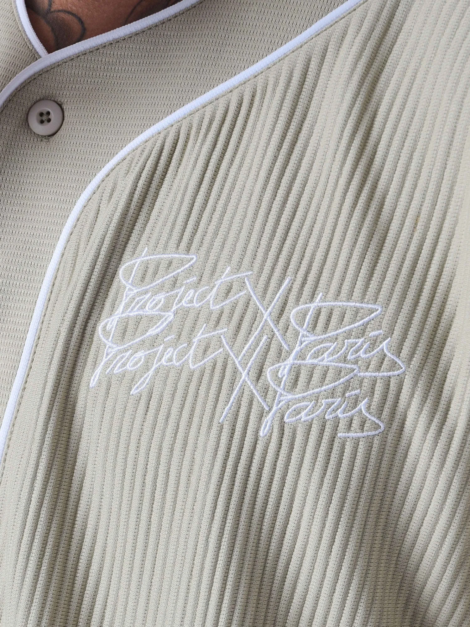 Chemise Style Maillot De Baseball En Matière Texturé