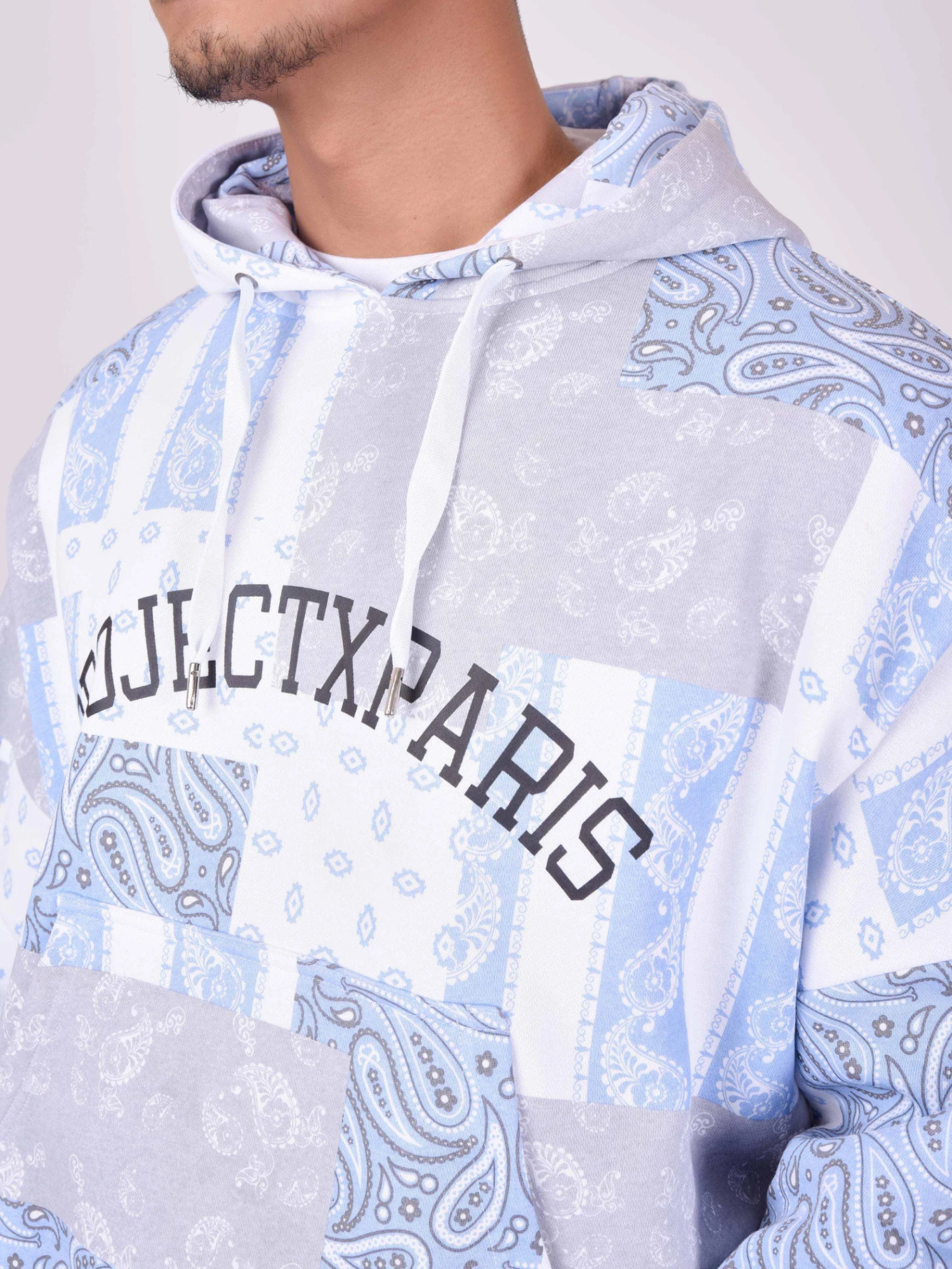 Sweat à Capuche Avec Motif "bandana" – Image 3