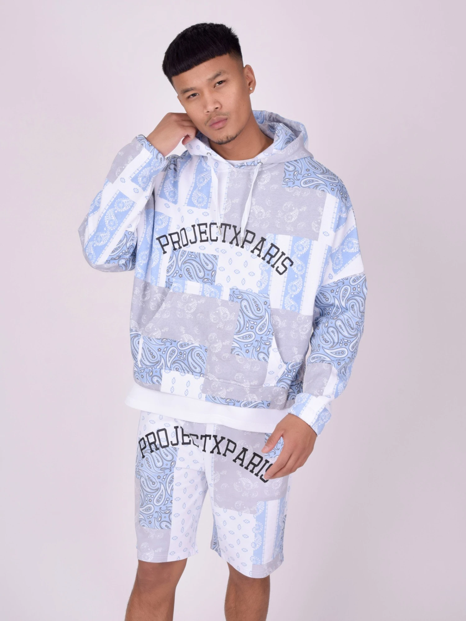 Sweat à Capuche Avec Motif "bandana" – Image 5