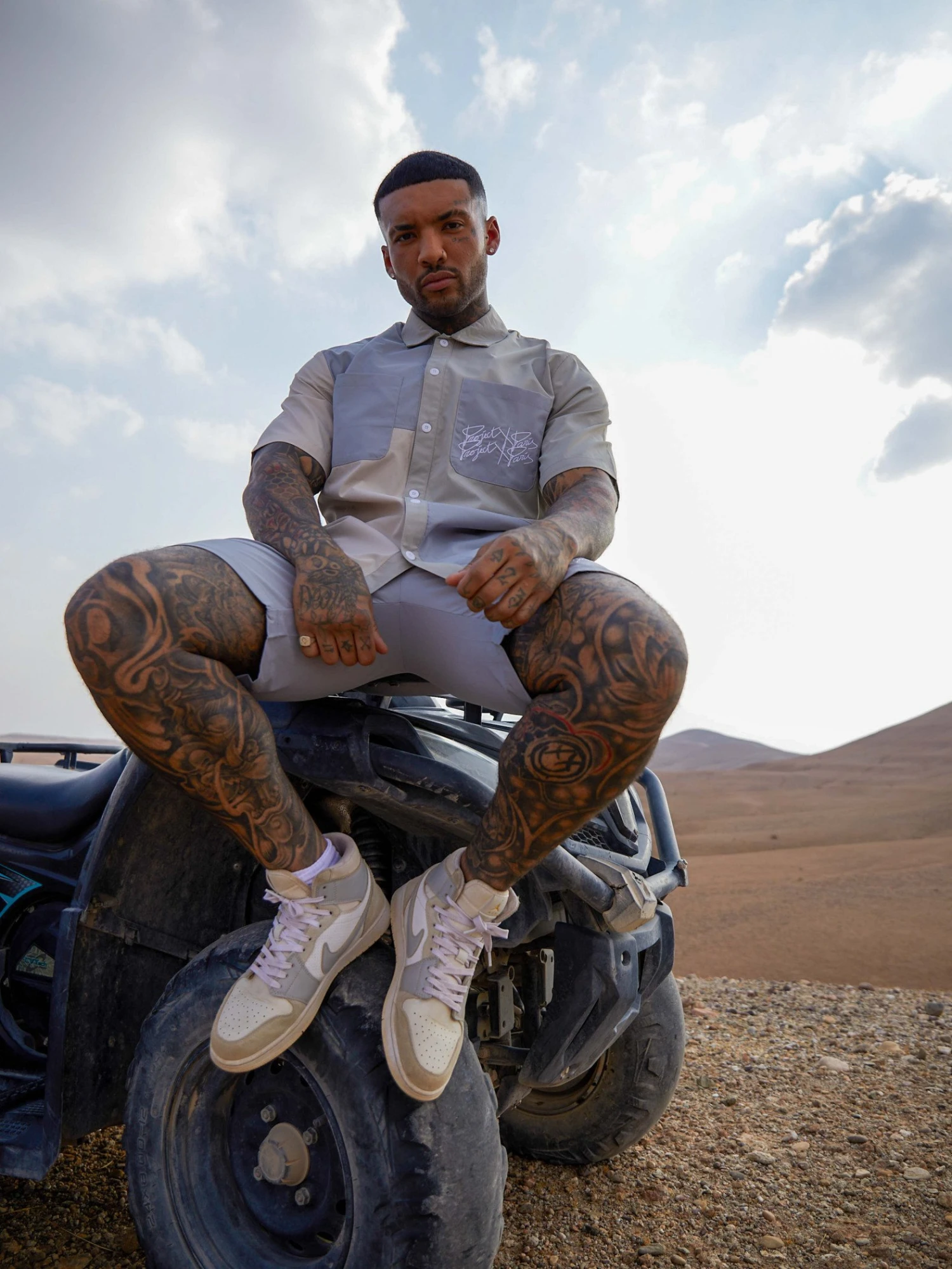 Short Uni Avec Broderie Double Logo – Image 5