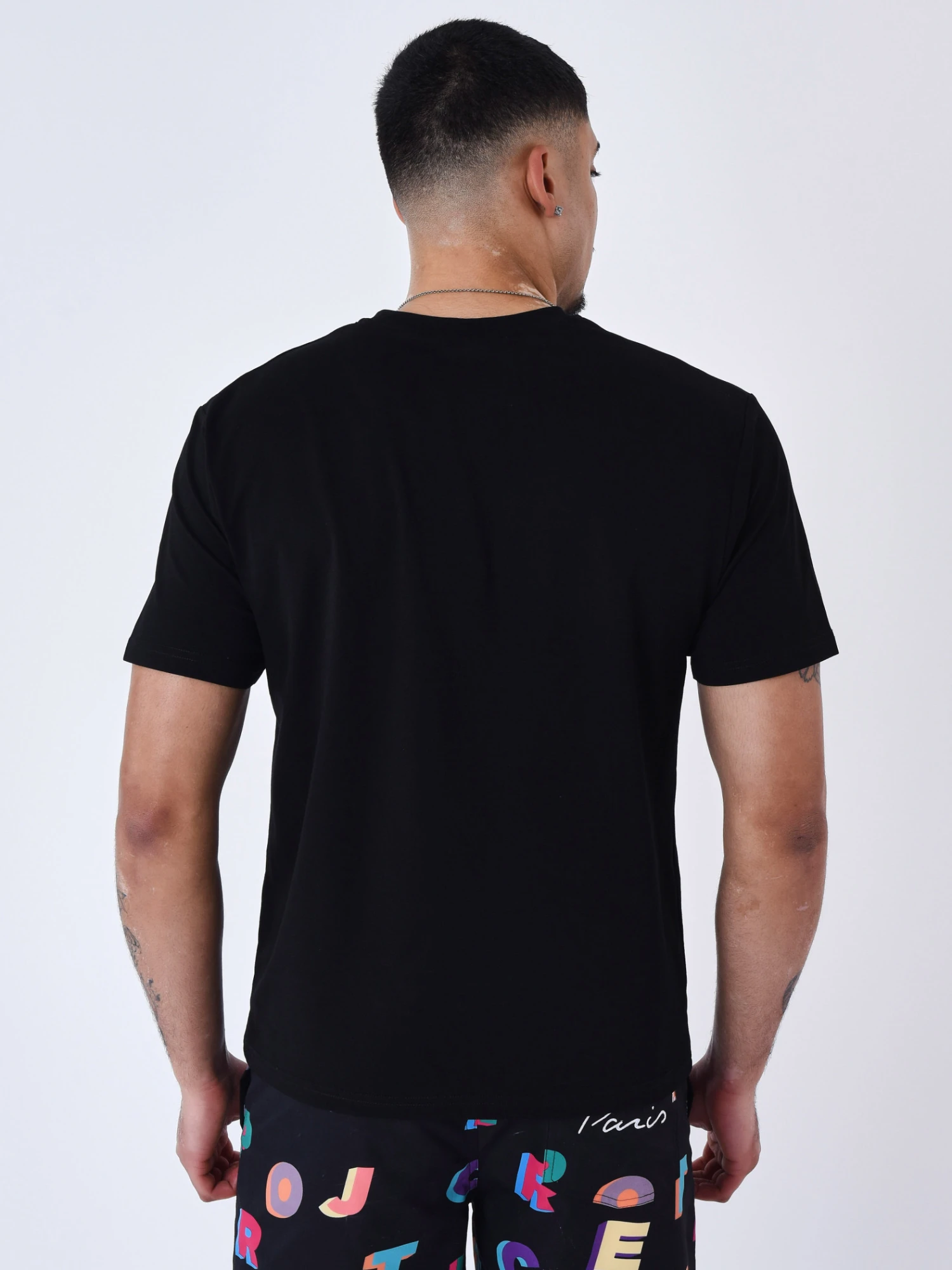 Tee Shirt Oversize Logo Broderie Multicolores – Image 3