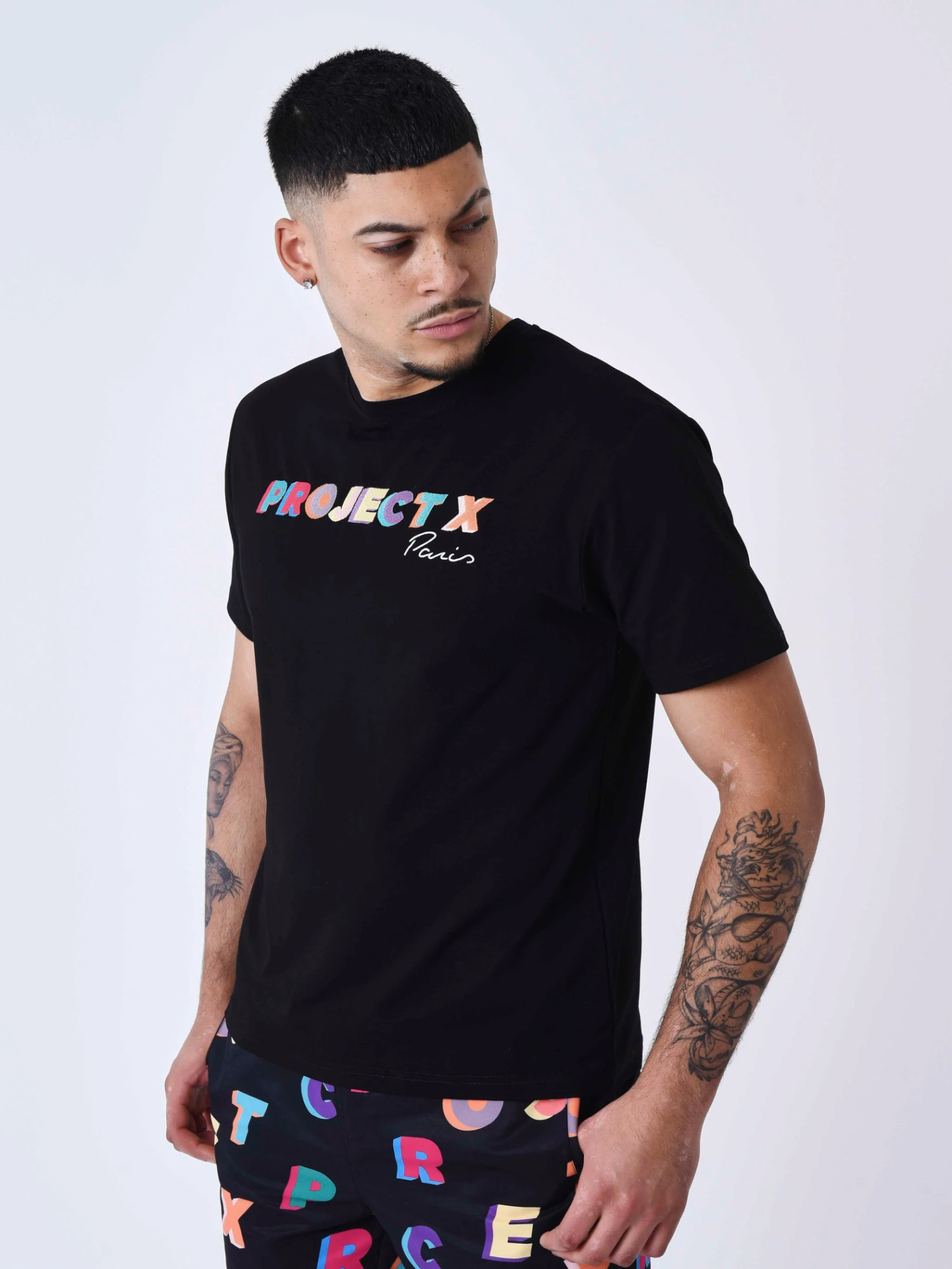 Tee Shirt Oversize Logo Broderie Multicolores – Image 6