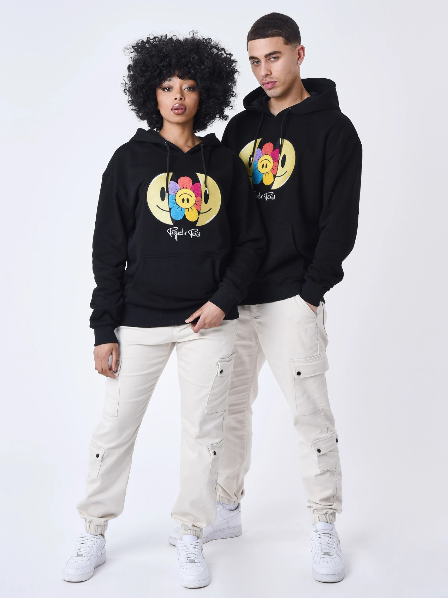 Sweat à Capuche Broderie Avec Smiley Sourire – Image 4