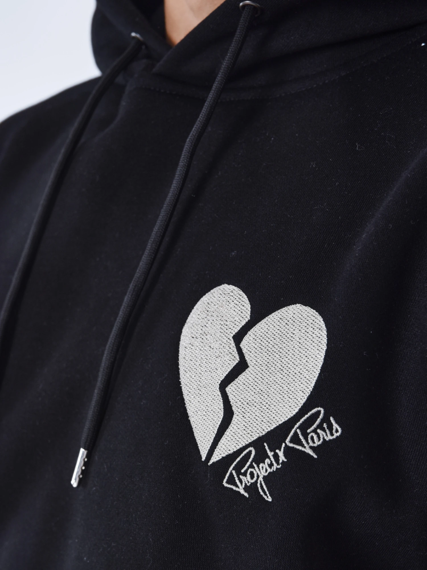 Sweat à Capuche Cœur Brisé – Image 2