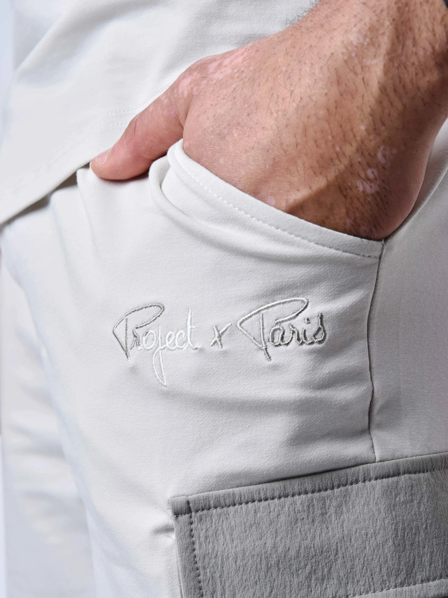 Short Avec Bande Contrastée Logotée – Image 2