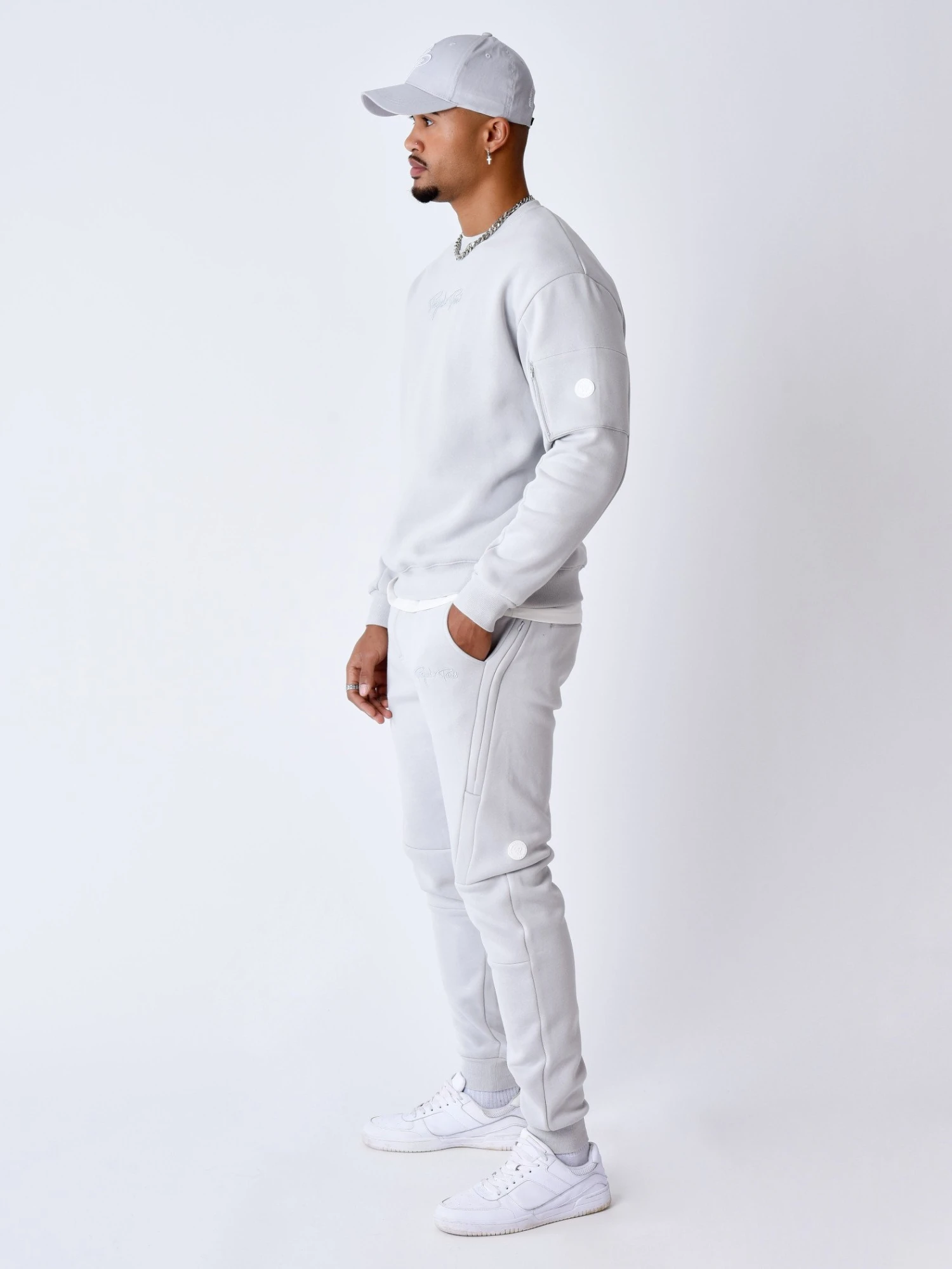 Sweat Col Rond Technique – Image 2