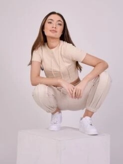 Tee-shirt Crop Avec Bords Surfilés