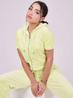 Gilet Zippé Manches Courtes En Velours