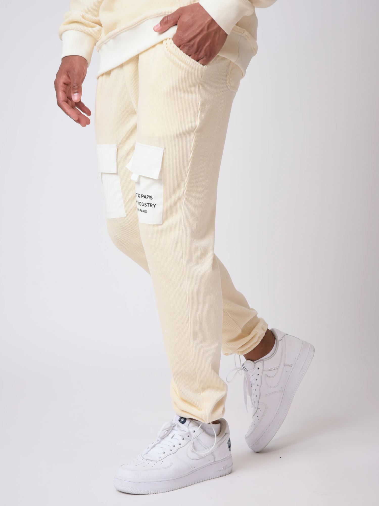 Pantalon En Velours Cotelé