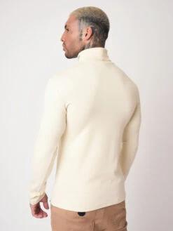 Pull Col Roulé Avec Broderie