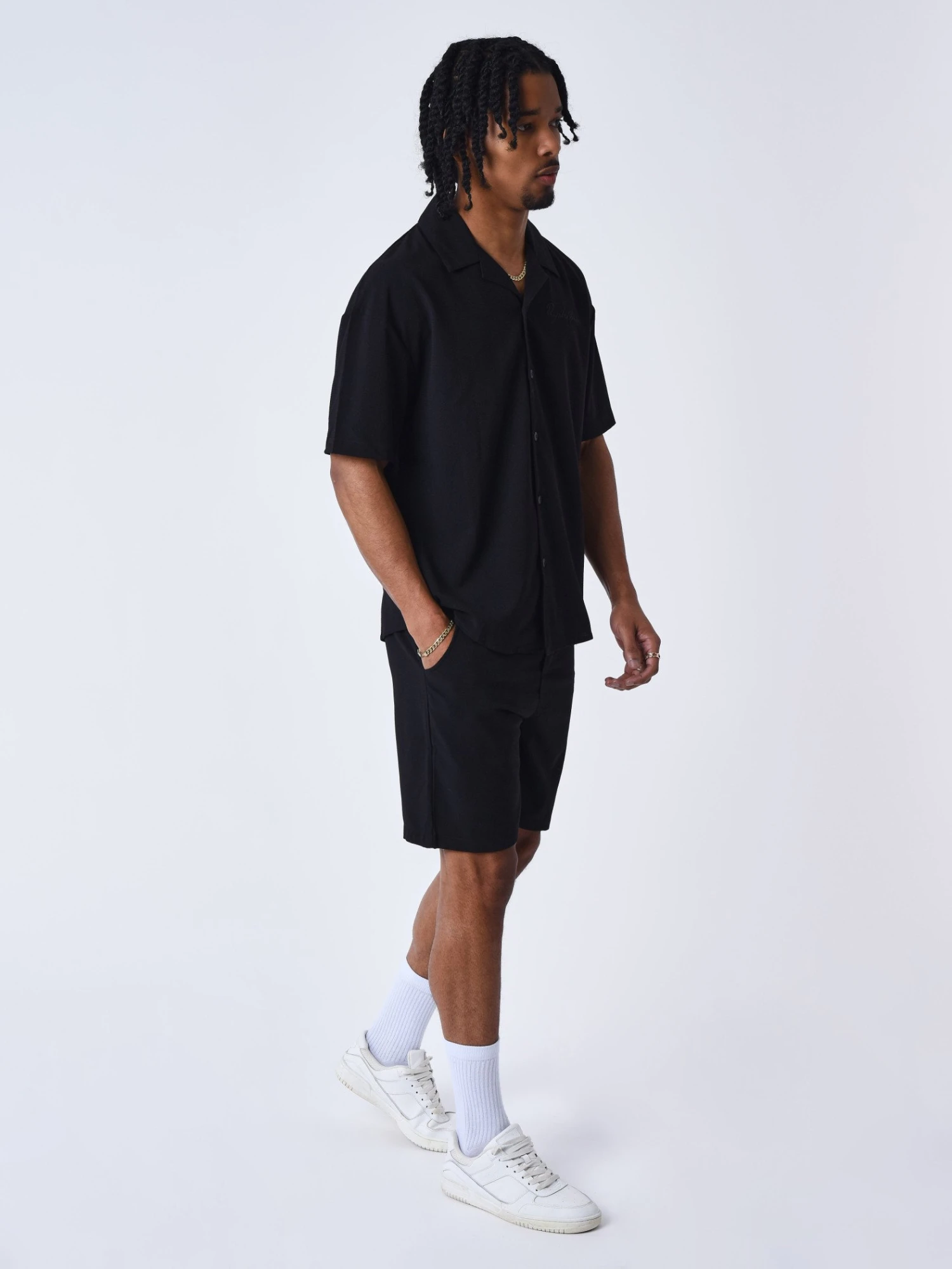 Short Texturé Brodé – Image 4