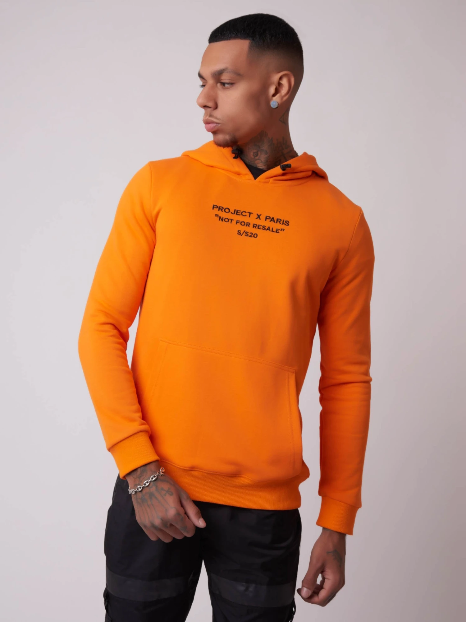 Sweat à Capuche Unisexe Avec Broderie - Not For Resale – Image 2