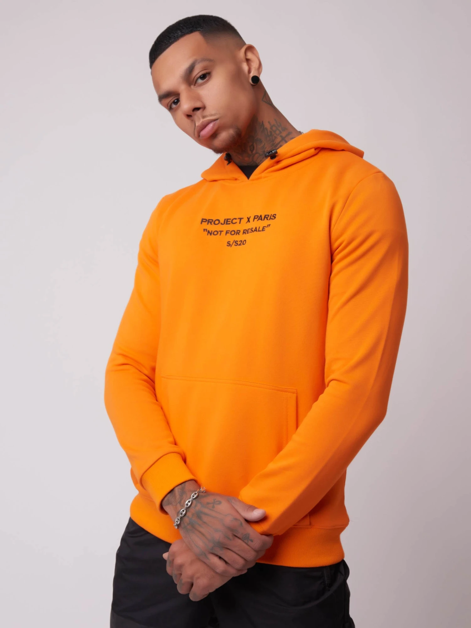 Sweat à Capuche Unisexe Avec Broderie - Not For Resale – Image 3