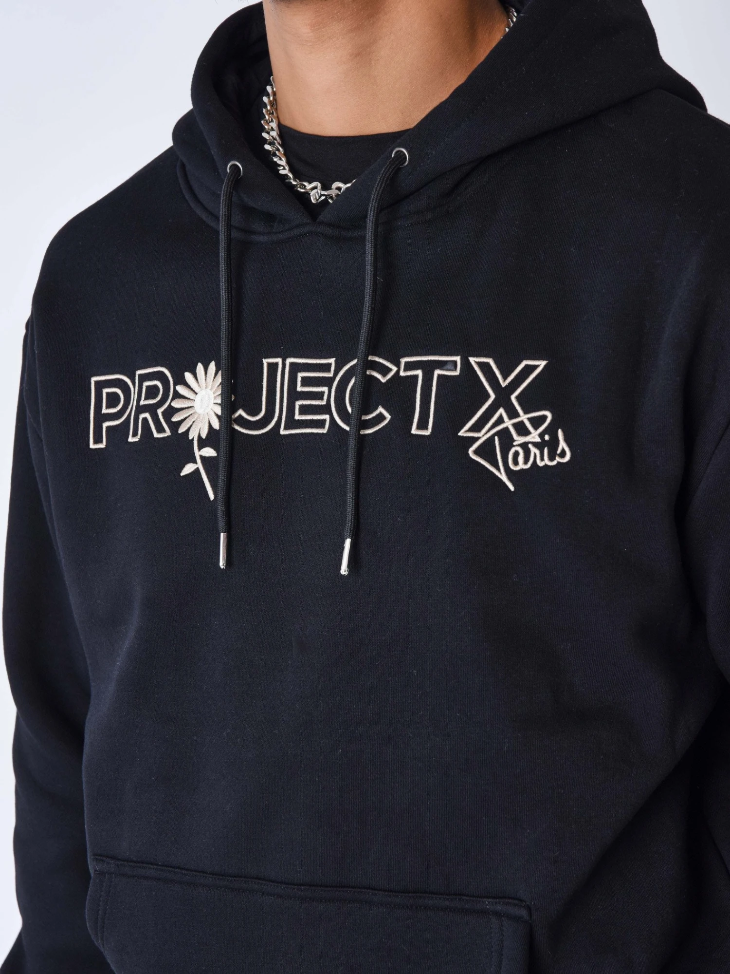 Sweat à Capuche Brodé Daisy – Image 2