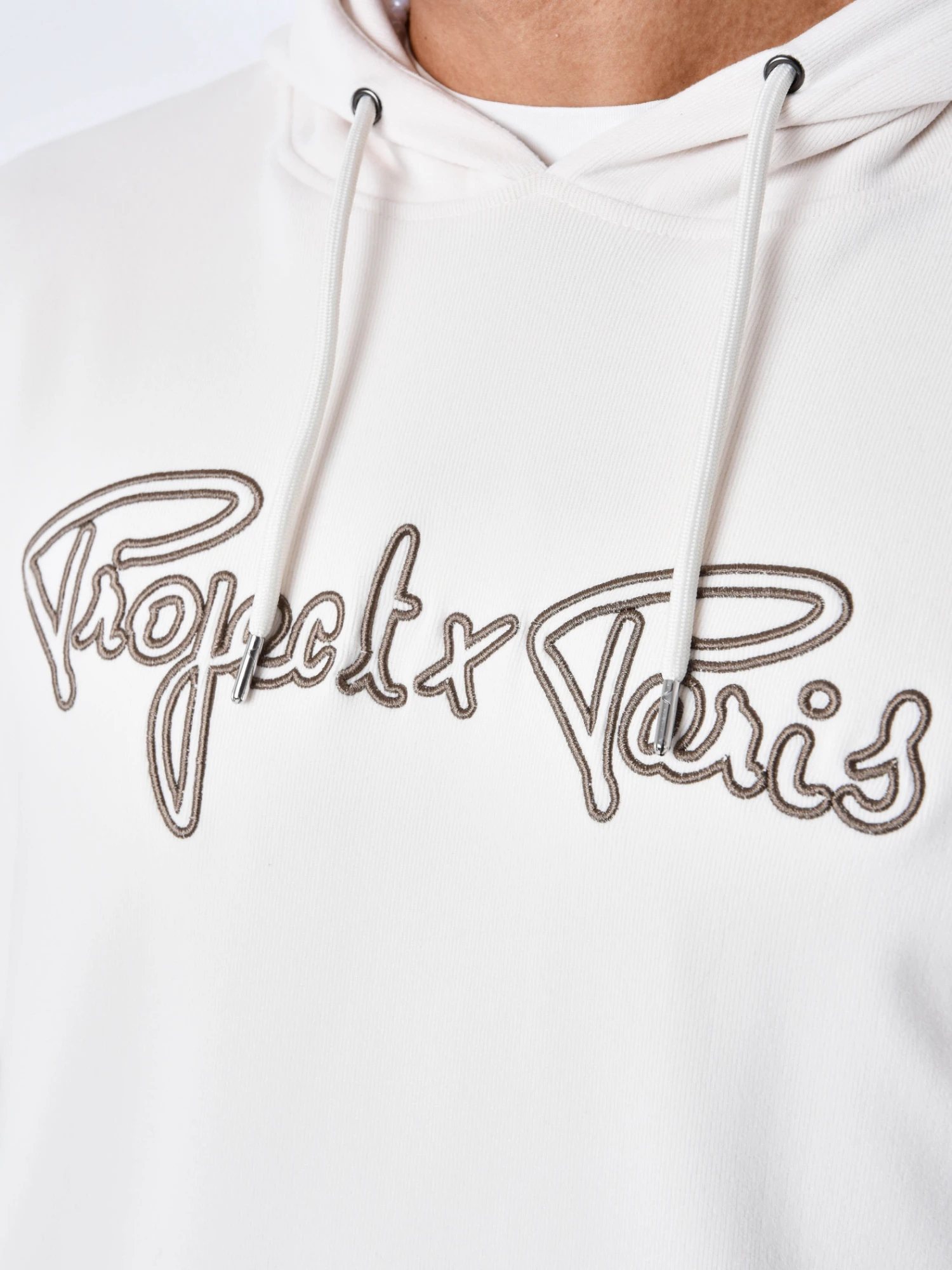 Sweat à Capuche Contour Du Logo Brodé