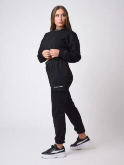 Sweat Court Col Rond Typo Gothique