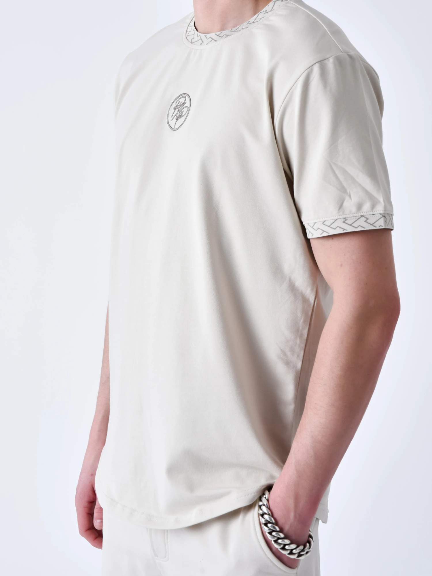 Tee Shirt à Détails Tissé Labyrinthe – Image 2