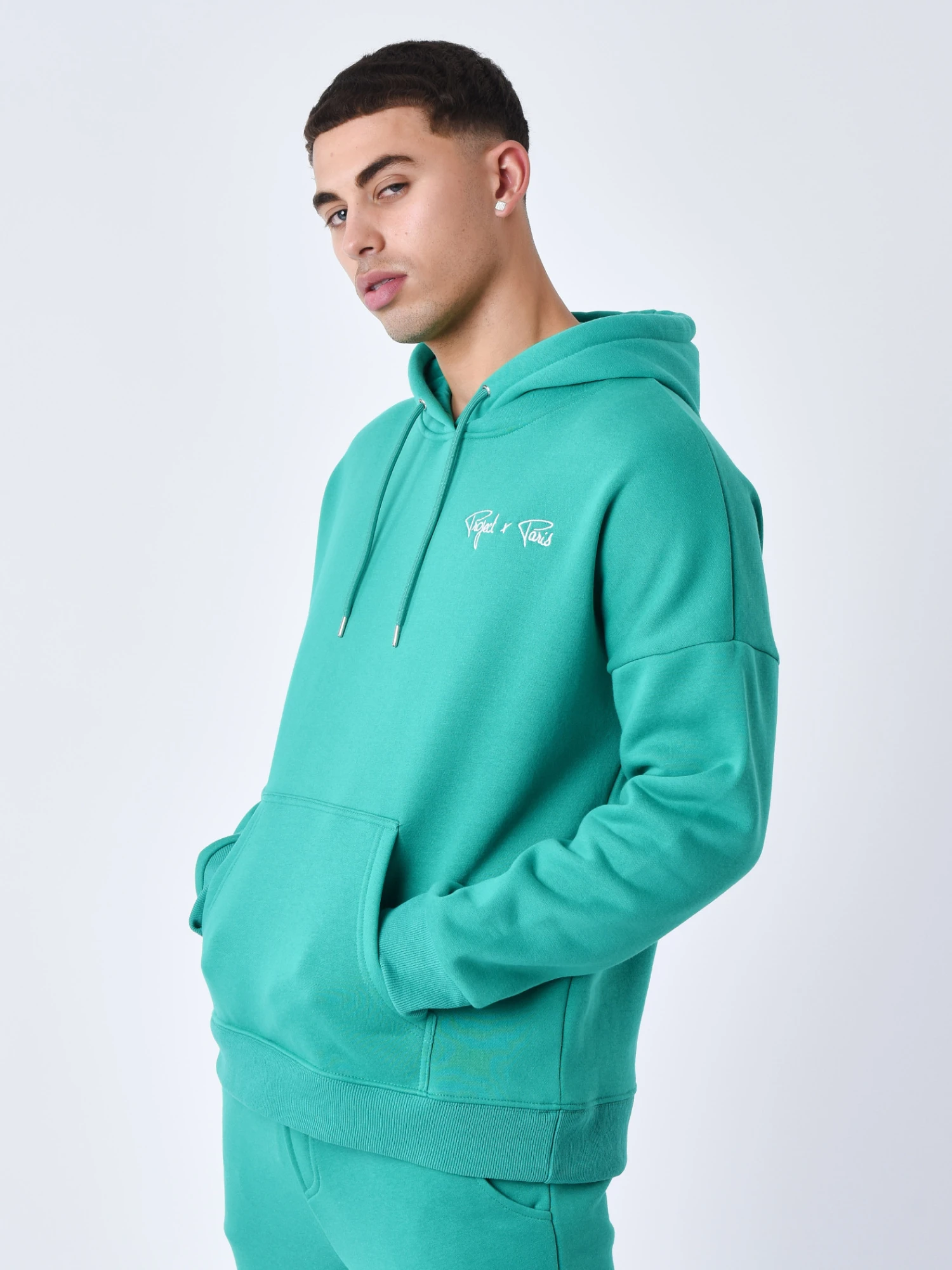 Sweat à Capuche Badge Signature – Image 5