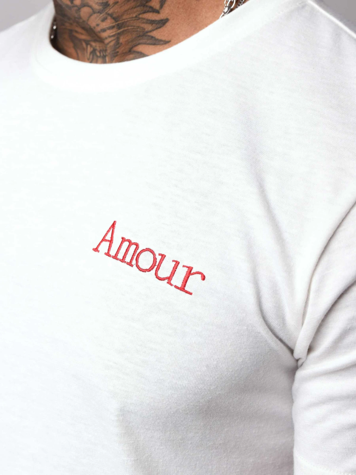 Tee Shirt Broderie Amour – Image 2