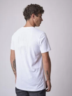 Tee-Shirt Design Reflect