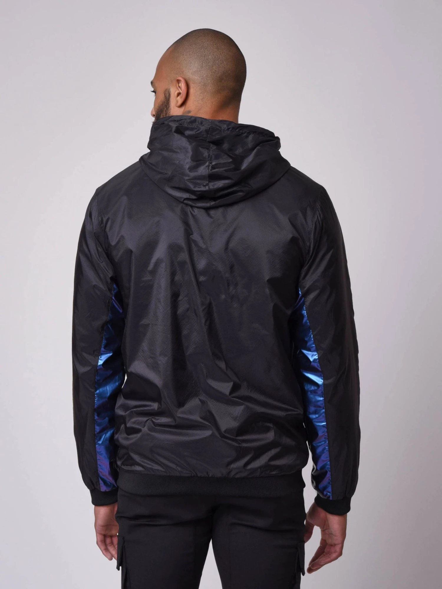 Veste Légère à Empiècements – Image 4