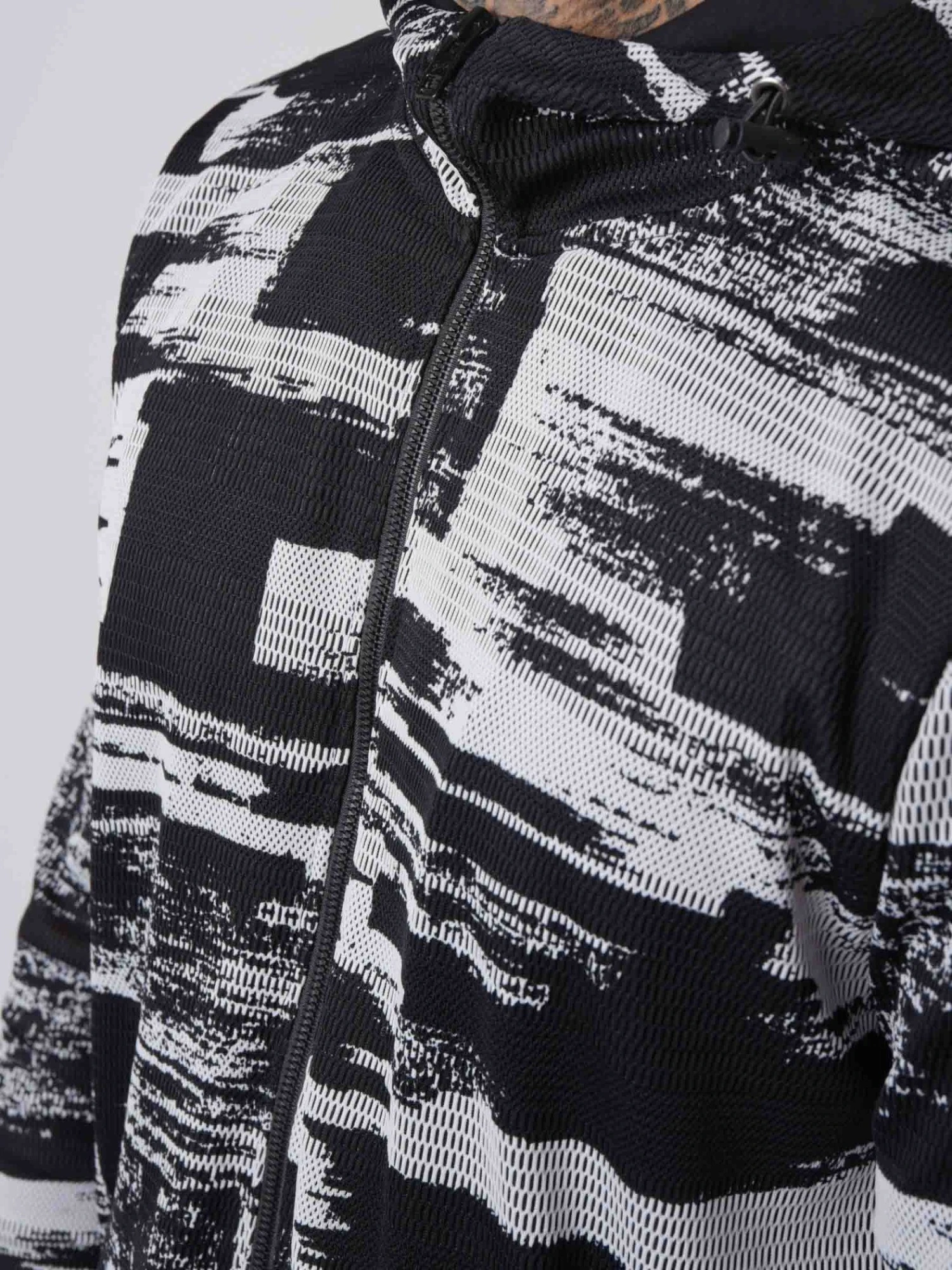 Veste Longue Motif Graphique Noir Et Blanc – Image 2