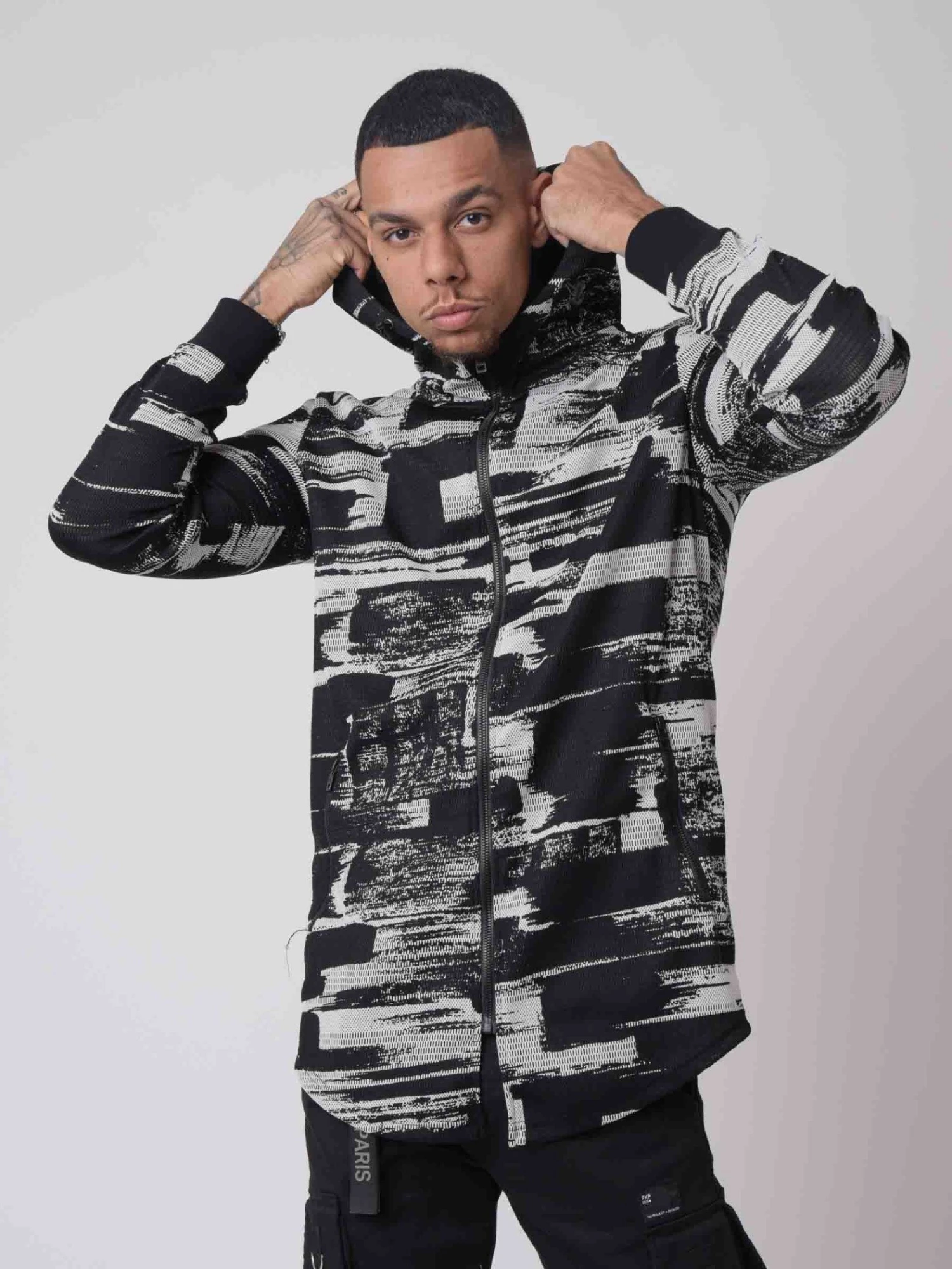 Veste Longue Motif Graphique Noir Et Blanc – Image 5